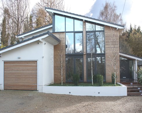 Contemporary_House_transform_vhaoyOU