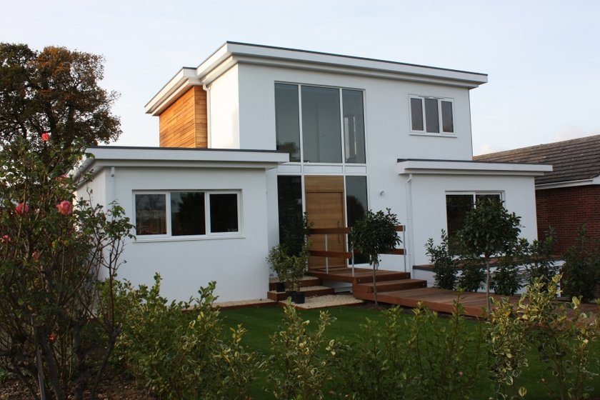 Contemporary_flat_roofed_house