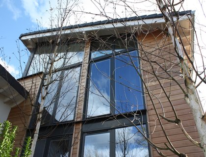 Horizontal timber cladding