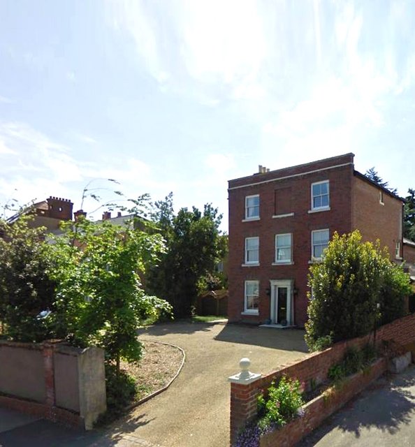 Priory_rd_web_front_3_zrM2foZ